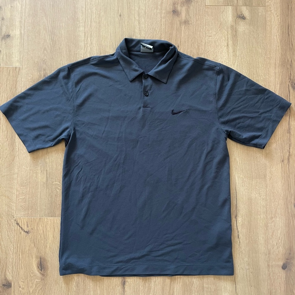 Nike golf dri fit men’s polo short sleeve golfing shirt gray size medium